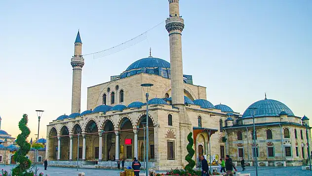 Konya namaz vakitleri (18 Ağustos 2025)