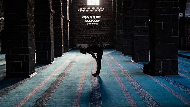 Konya namaz vakitleri saat kaçta? (8 Mayıs Cuma)