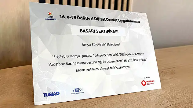 Konya'nın akıllı şehir vizyonu eTR'den çifte ödülle döndü!
