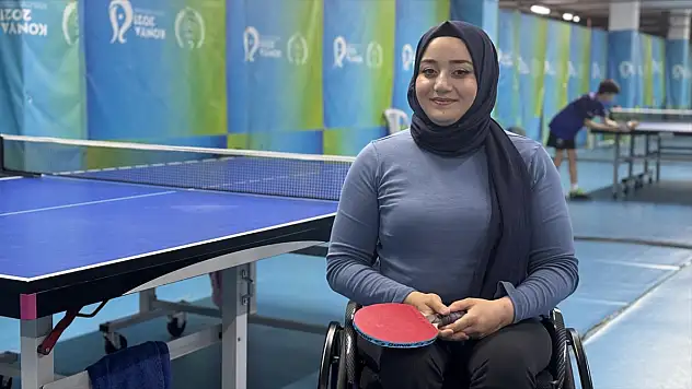 Konya'nın gururu Hatice: Raketiyle engelleri aştı!