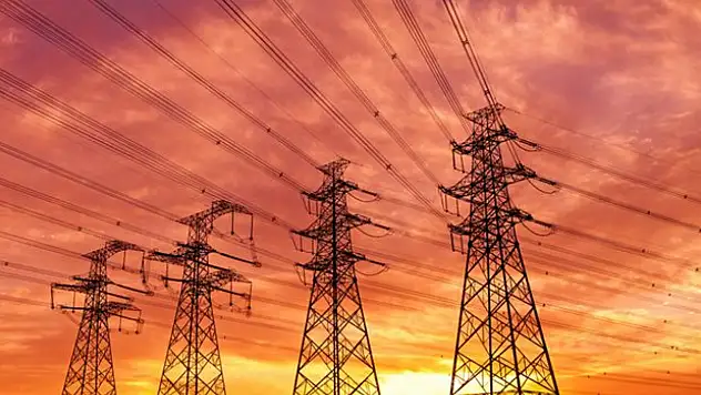 Konya'nın merkezinde yarın 80'e yakın noktada elektrik olmayacak! Bazı noktalarda saatlerce sürecek