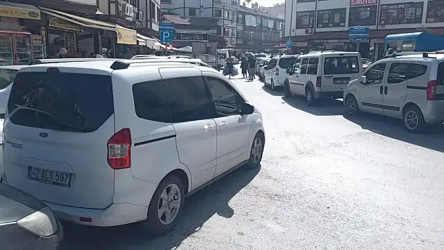 Konya'nın merkezindeki otopark sorunu nasıl çözülecek?