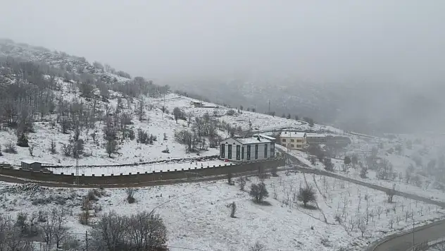 Konya'nın o ilçesinde kar yağışı başladı!