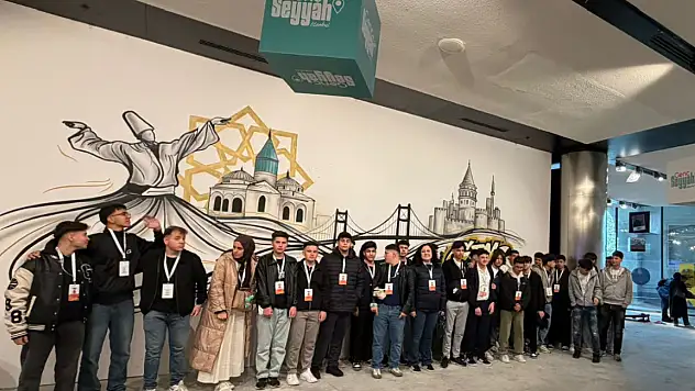 Konya'nın öğrencileri 'Genç Seyyah Projesi' kapsamında İstanbul'u keşfetti