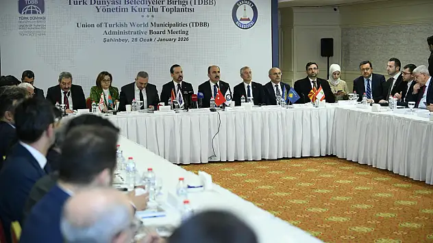Konya'nın vizyonu sınırları aşıyor! Türk Dünyasının yerel gücü Konya'ya emanet!