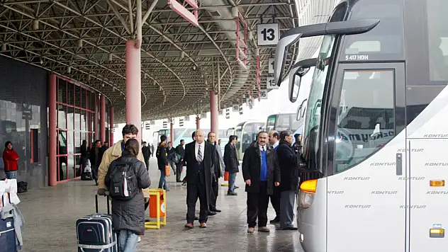 Konya Otogarı'nda acı olay! Uyuyor sanılan adam ölü bulundu!