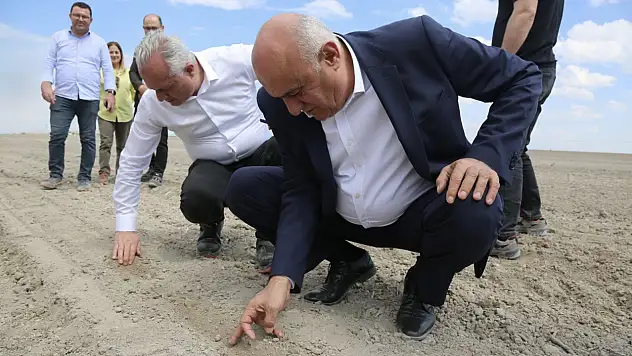 Konya Ovası'nda pancar mesaisi başladı! Başkan Erkoyuncu çağrıda bulundu