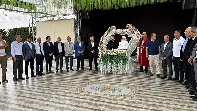 Konya Protokolünden Göz Kamaştıran Düğün!
