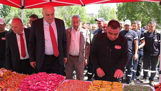 Konya Şeker ailesi bayramlaştı