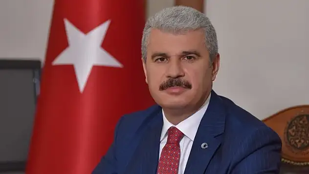 Konya Valisi Akın 1 Mayıs Emek ve Dayanışma Günü'nü kutladı!