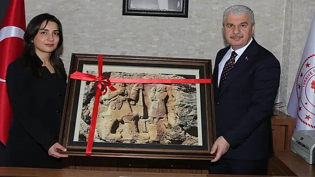 Konya Valisi Akın, Halkapınar'ı ziyaret etti