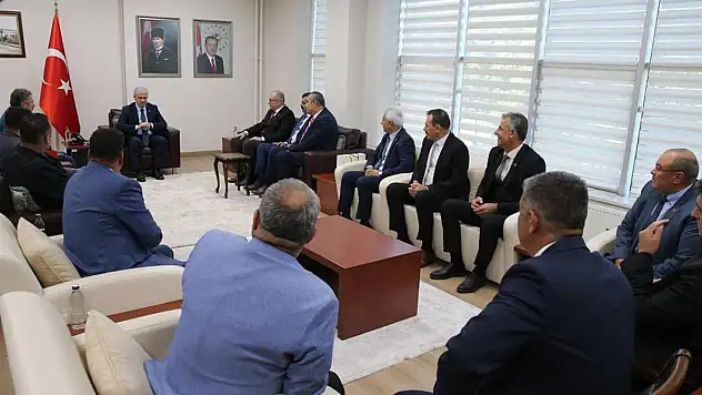 Konya Valisi İbrahim Akın muhtarlarla buluştu