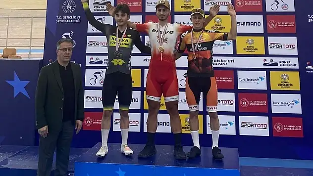 Konya Velodromu'nda BiSVO rüzgarı! Puanlı Pist Kupası'na damga vurdular