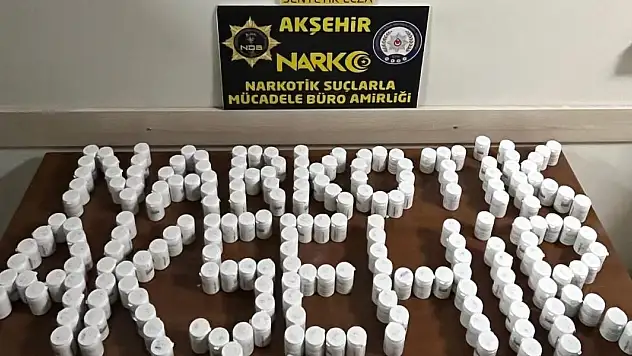 Konya'da 1 milyon 200 bin liralık uyuşturucu hap ele geçirdi