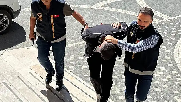 Konya'da 2 kişi uyuşturucudan tutuklandı