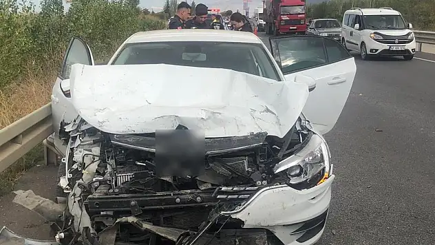 Konya'da 2 otomobil çarpıştı: 4 yaralı