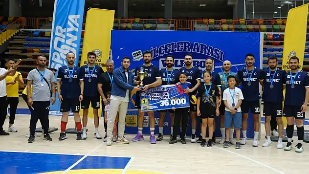Konya'da 225 takım yarıştı! İşte voleybol turnuvasının galibi
