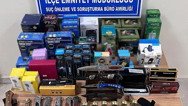 Konya'da 26 adet kesici delici alet ele geçirildi