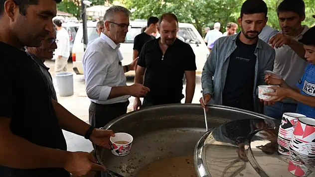 Konya'da 5 bin kişilik aşure kaynatıldı