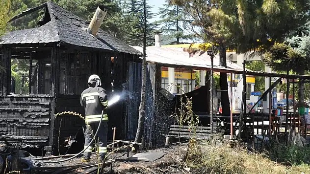 Konya'da akaryakıt istasyonunda yangın!