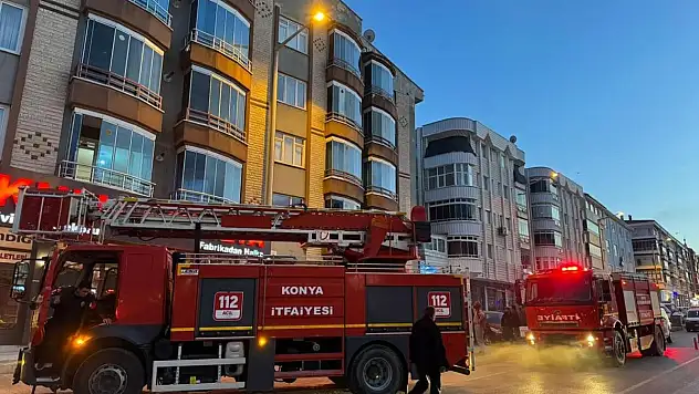 Konya'da apartmanda yangın paniği