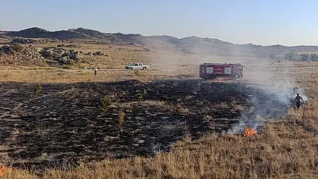 Konya'da boş arsada yangın çıktı!