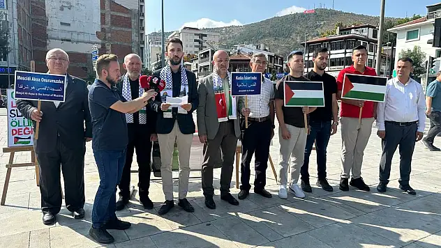 Konya'da 'Boş Sıralar' etkinliğiyle Gazzeli çocuklar anıldı