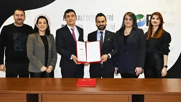Konya'da 'Çiçek Serası Geliştiriliyor Projesi'nde İmzalar Atıldı!