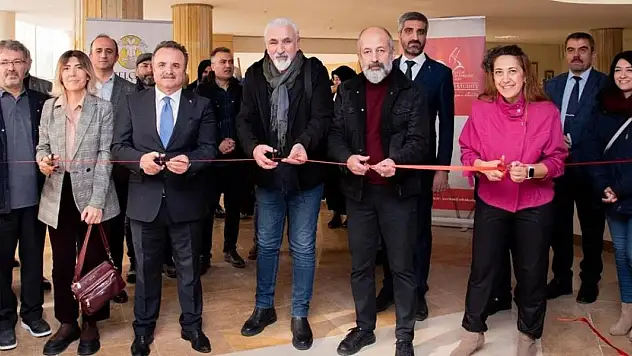 Konya'da Deveran Geleneksel Türk Sanatları Sergisi açıldı