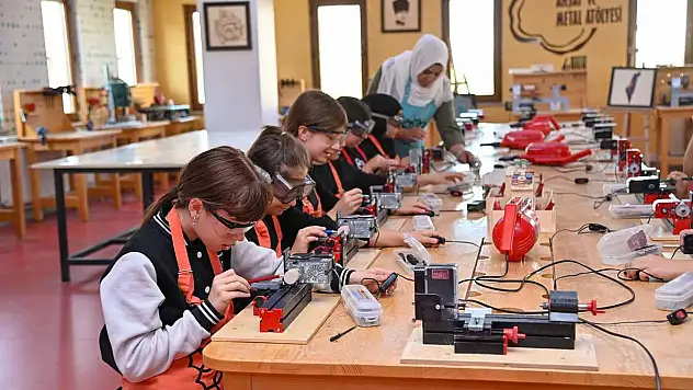 Konya'da Doğadan Teknolojiye Kapsamlı Eğitim Fırsatı!