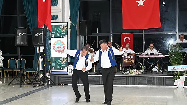 Konya'da esnaflar dayanışma yemeğinde biraraya geldi