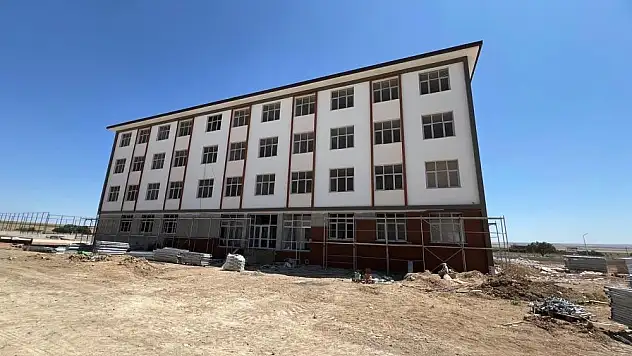 Konya'da Fahrettin Koca Fen Lisesi yeni dönemde öğrenci alacak