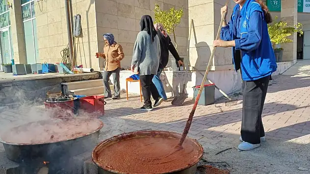 Konya'da gençlerden anlamlı çalışma