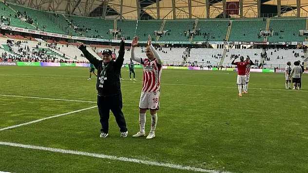 Konya'da gönülleri fetih etmişti! TFF'den Samsunspor'un Kaptanına Ödül