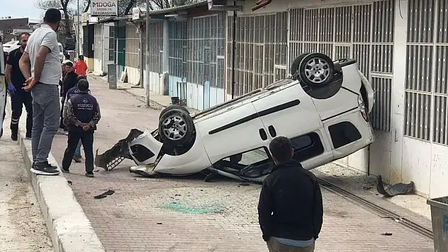 Konya'da hafif ticari araç takla attı: 1 yaralı