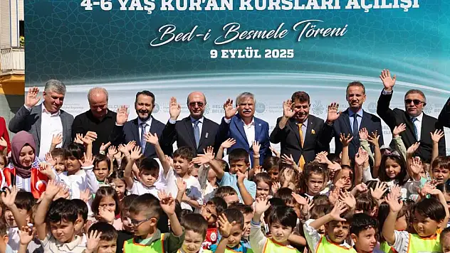 Konya'da Hatice Hatun'da Besmele ile ders başı yapıldı