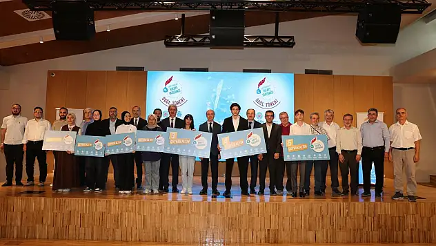 Konya'da Hikaye Yarışması'nın kazananları ödüllendirildi