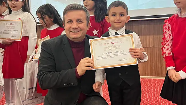 Konya'da İstiklal Marşı'nı Güzel Okuma Yarışması Sonuçlandı
