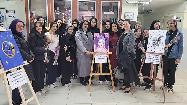 Konya'da kadın maskeleriyle farkındalık sergisi