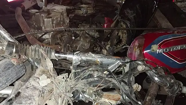 Konya'da kamyonetle motor çarpıştı! Motosiklet sürücüsü ağır yaralandı!