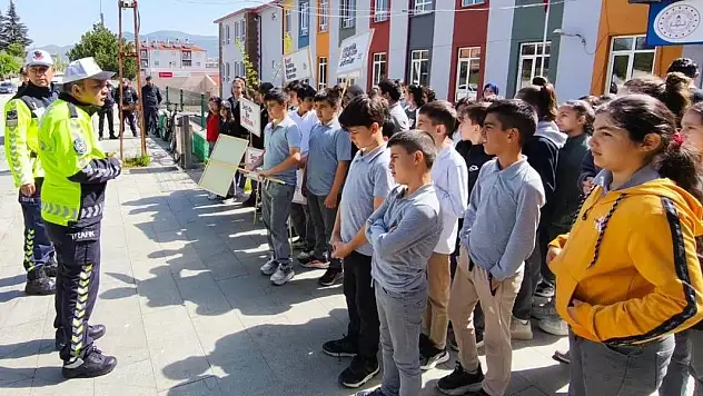 Konya'da Karayolu Trafik Haftası etkinlikleri sürüyor!