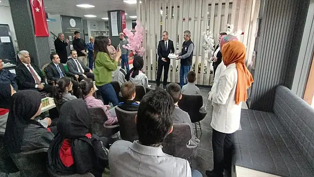 Konya'da kitap okuyanlar ödüllendirildi