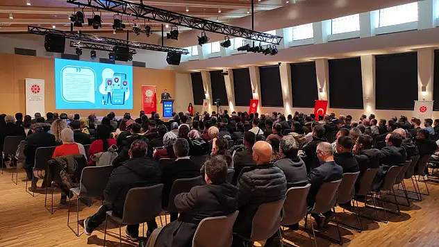 Konya'da Kurumsal Sosyal Medya Kullanımı semineri düzenlendi