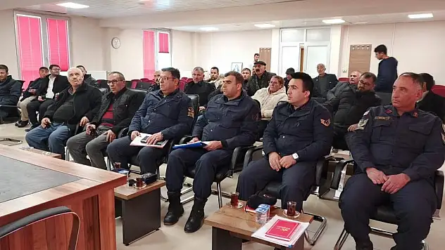 Konya'da mevsimlik tarım işçileri konusunda muhtarlarla toplantı düzenlendi