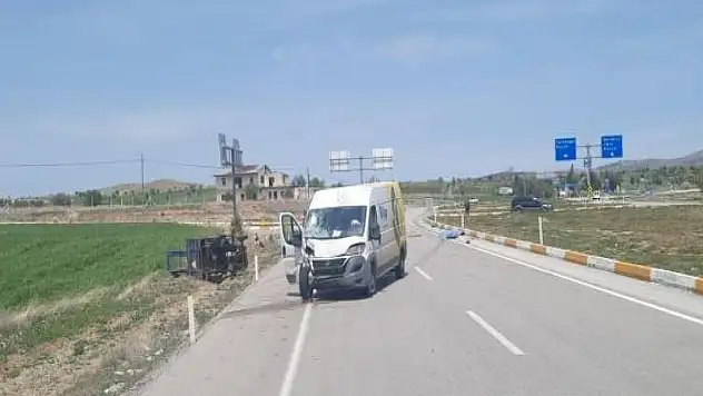Konya'da minibüs ile patpat çarpıştı: 1 ölü