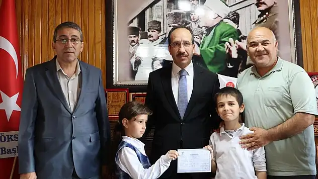 Konya'da minik yüreklerden anlamlı bağış