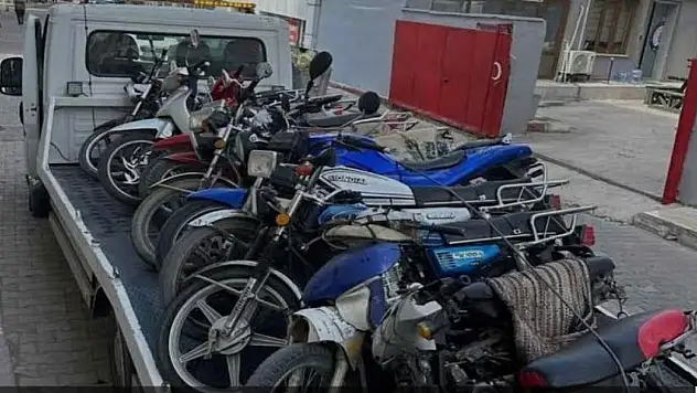 Konya'da motosiklet denetimleri sürüyor