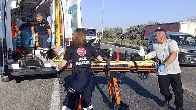 Konya'da motosiklet ile otomobil çarpıştı: 2 yaralı