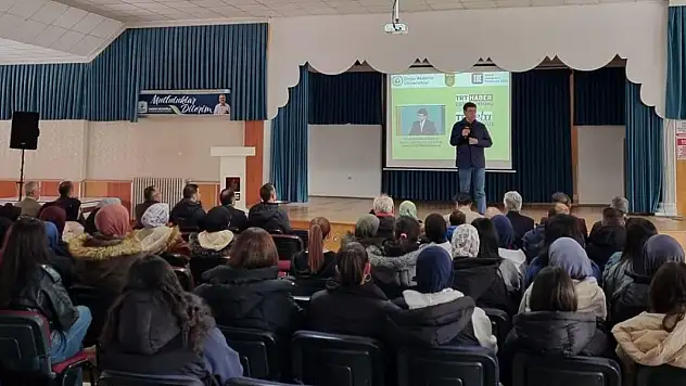 Konya'da öğrencilere moral ve motivasyon semineri