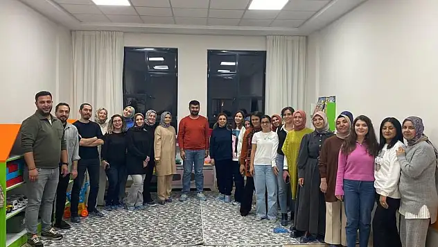 Konya'da öğretmenlere 'Eğitimde Drama Atölyesi' kursu